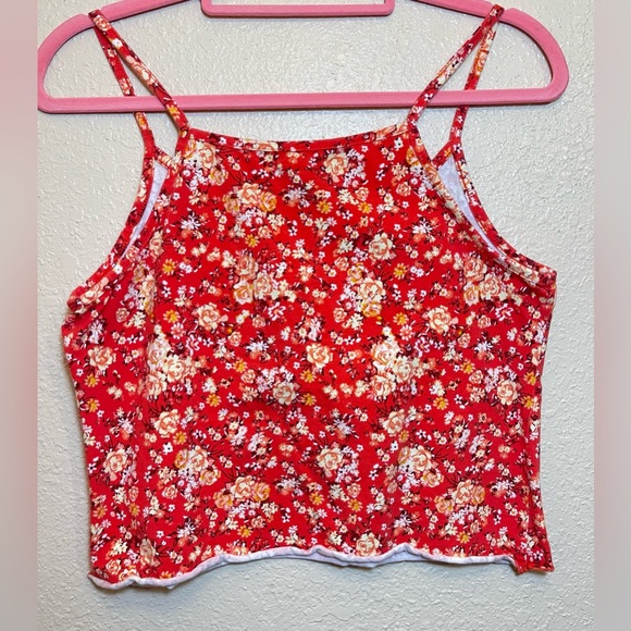 Rue21 Cropped Tank size: XL - Picture 2 of 5